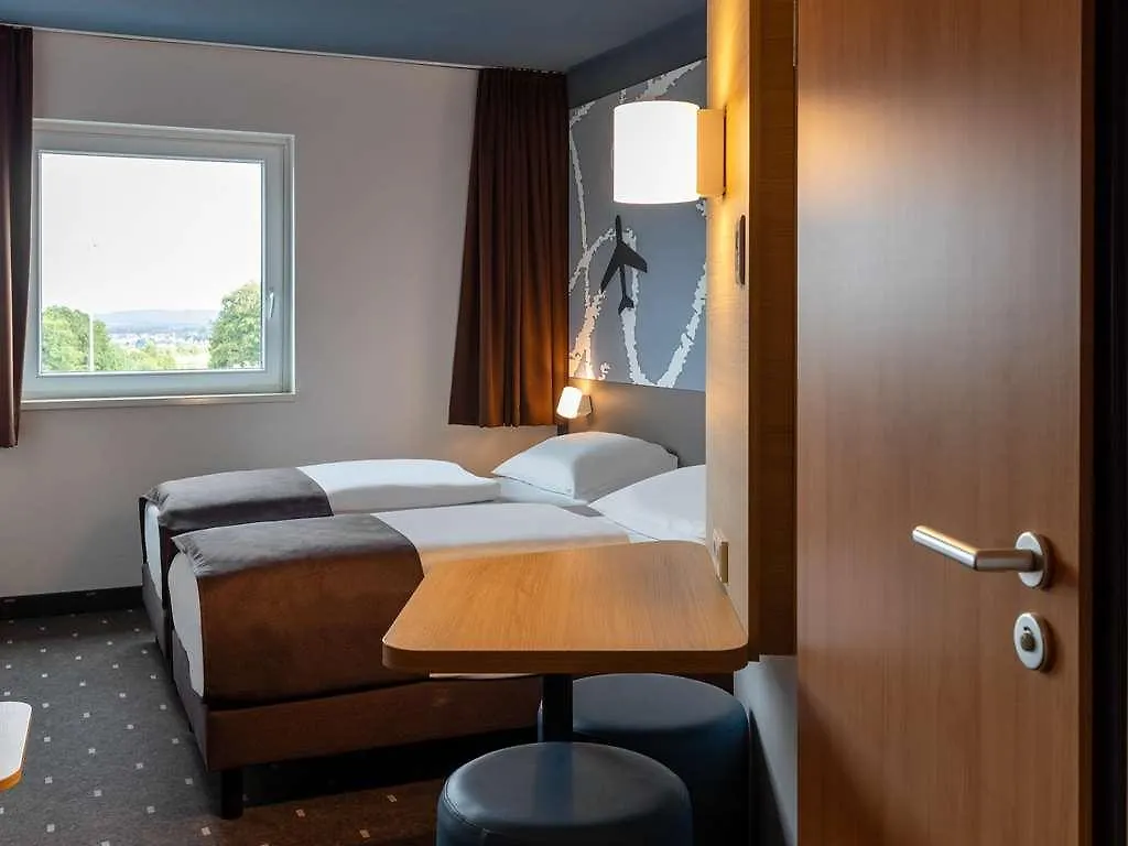 B&B Hotel Frankfurt-Hahn Airport Plein