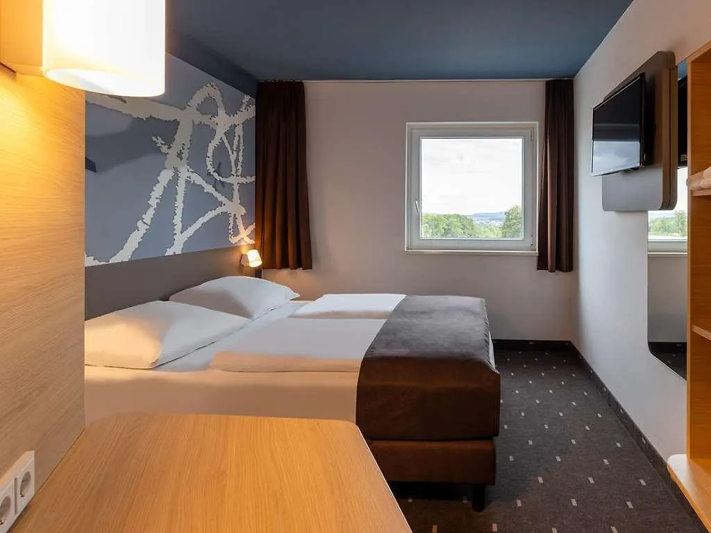 B&B Hotel Frankfurt-Hahn Airport Plein