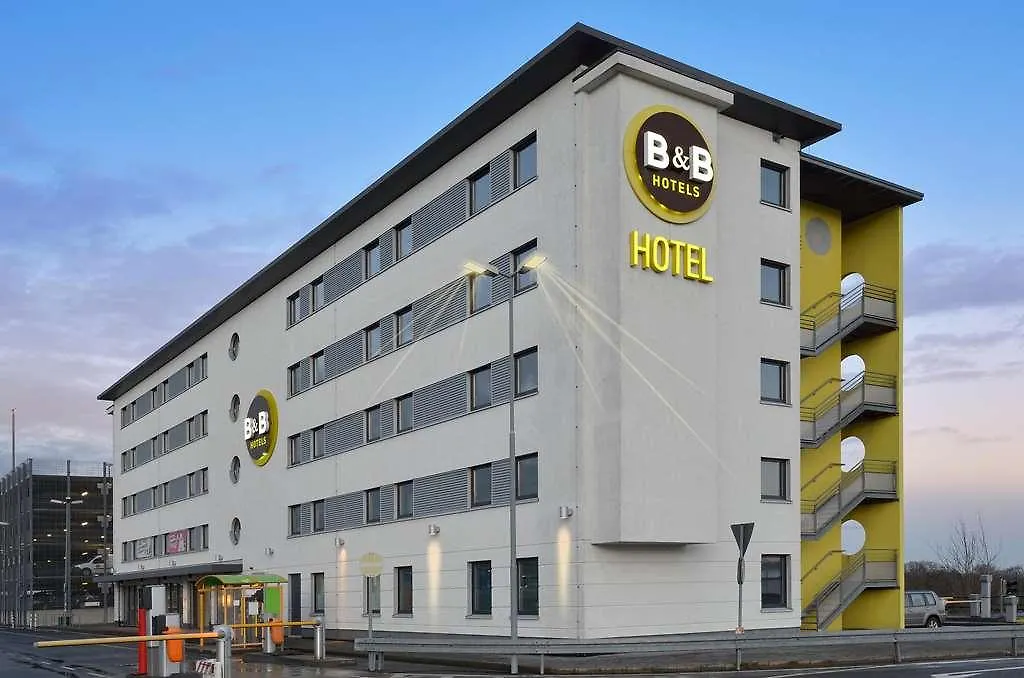 B&B Hotel Frankfurt-Hahn Airport Plein