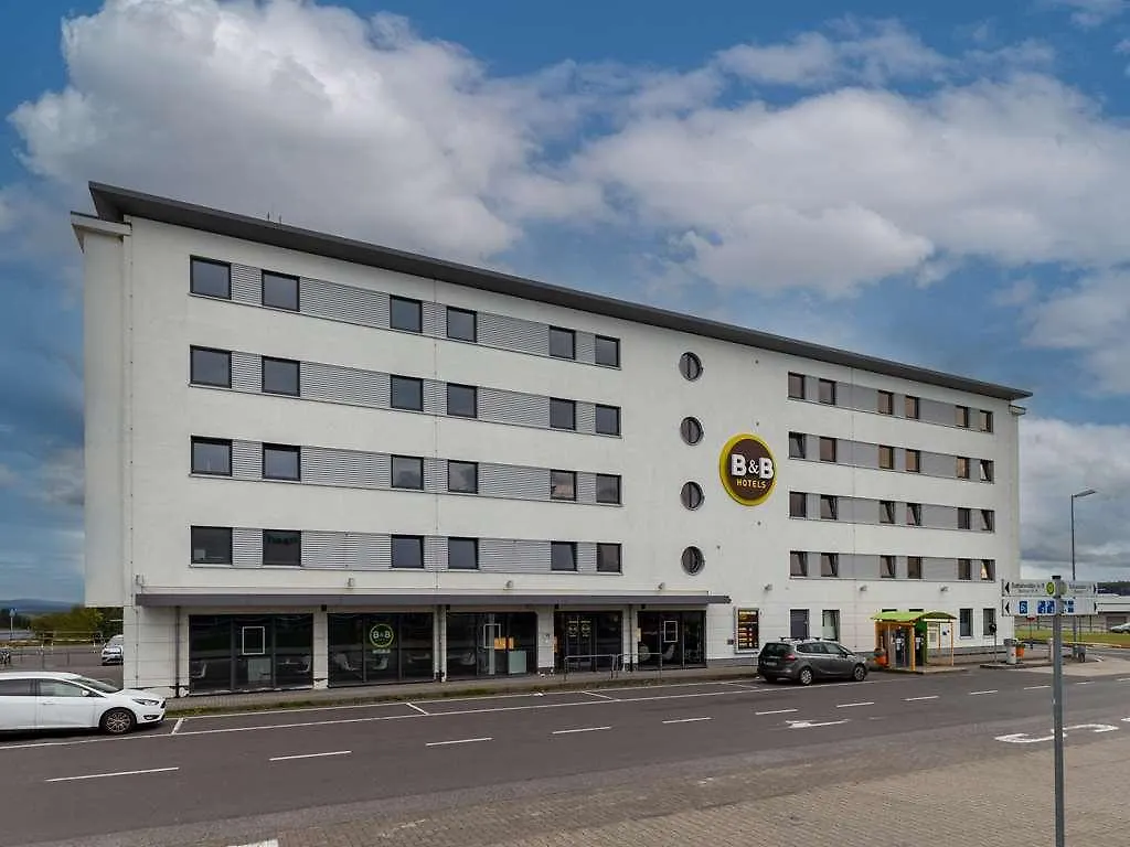 B&B Hotel Frankfurt-Hahn Airport Plein