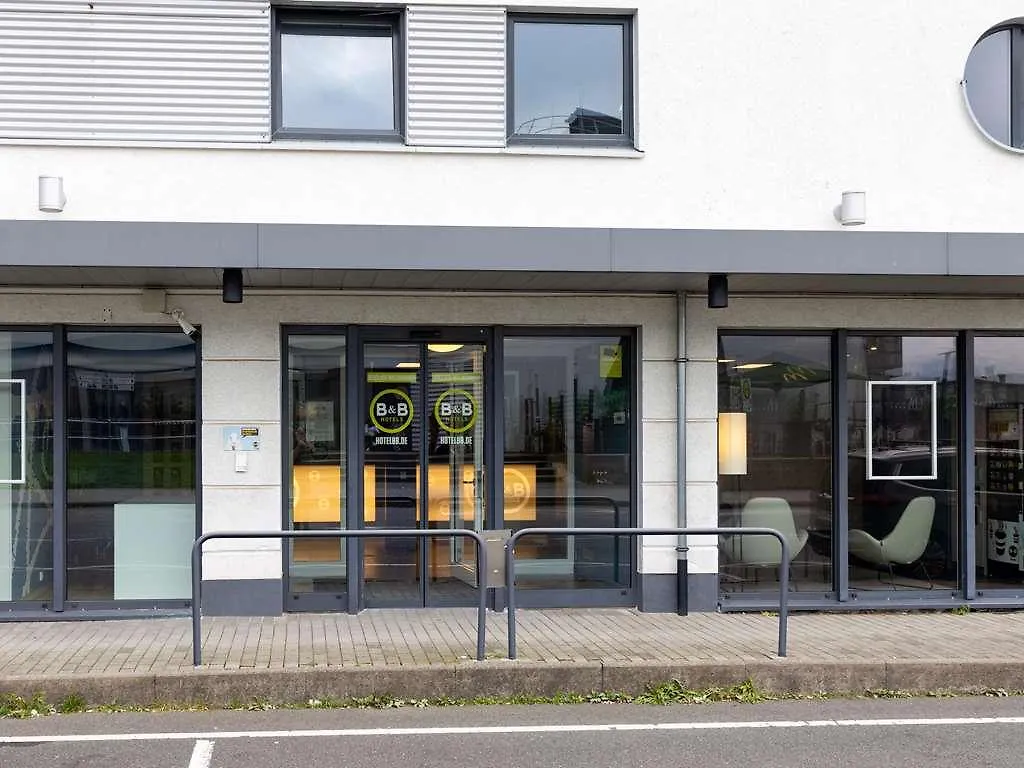 B&B Hotel Frankfurt-Hahn Airport Plein Deutschland